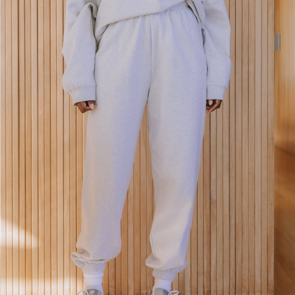 Daily Drills Unisex Fleece Joggers - Picture 2 of 4